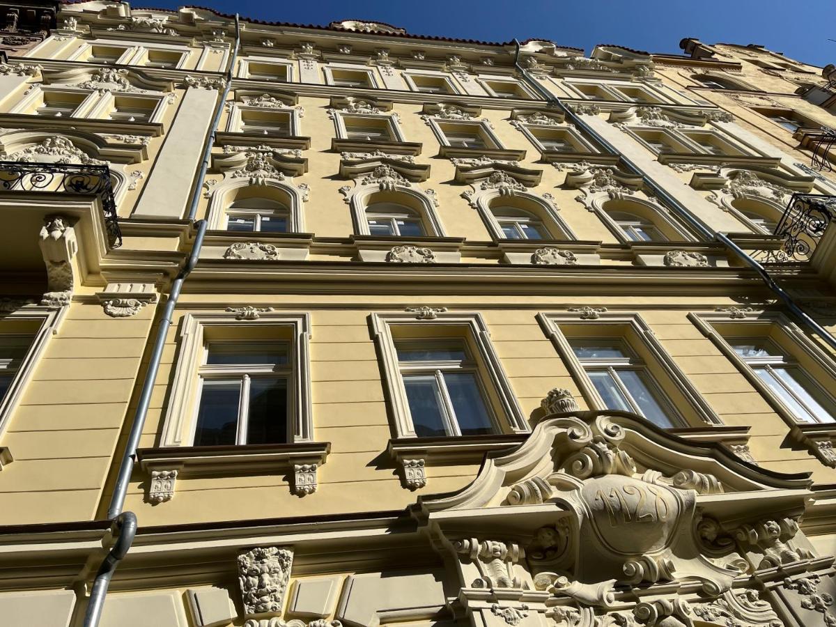 Riverbridge Apartments Prague Exterior photo