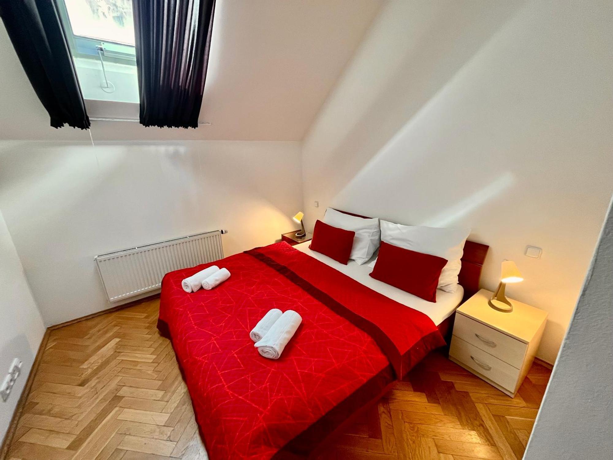Riverbridge Apartments Prague Exterior photo